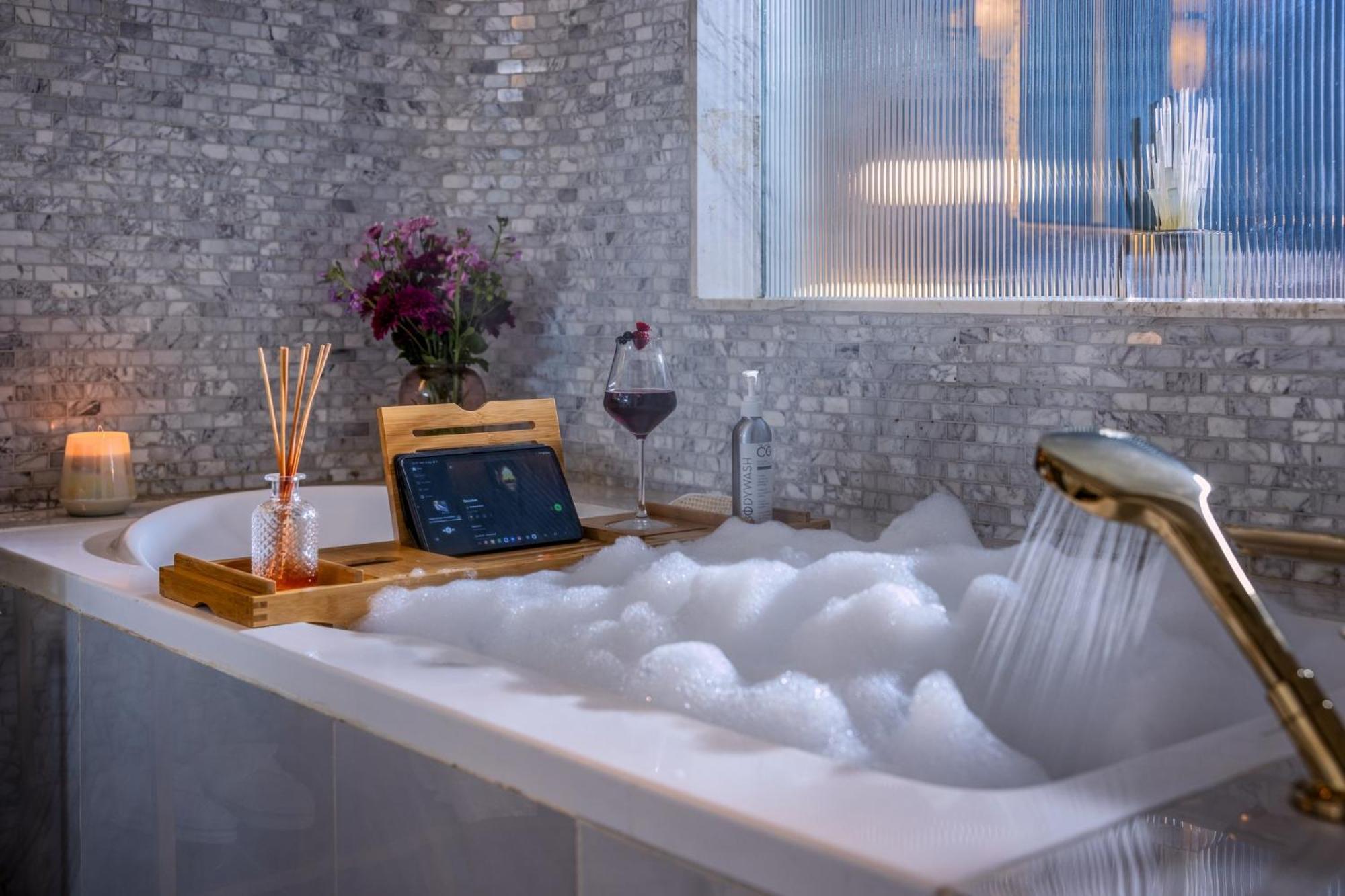 Glee Nairobi, A Preferred Lvx Hotel Gathanga Екстериор снимка